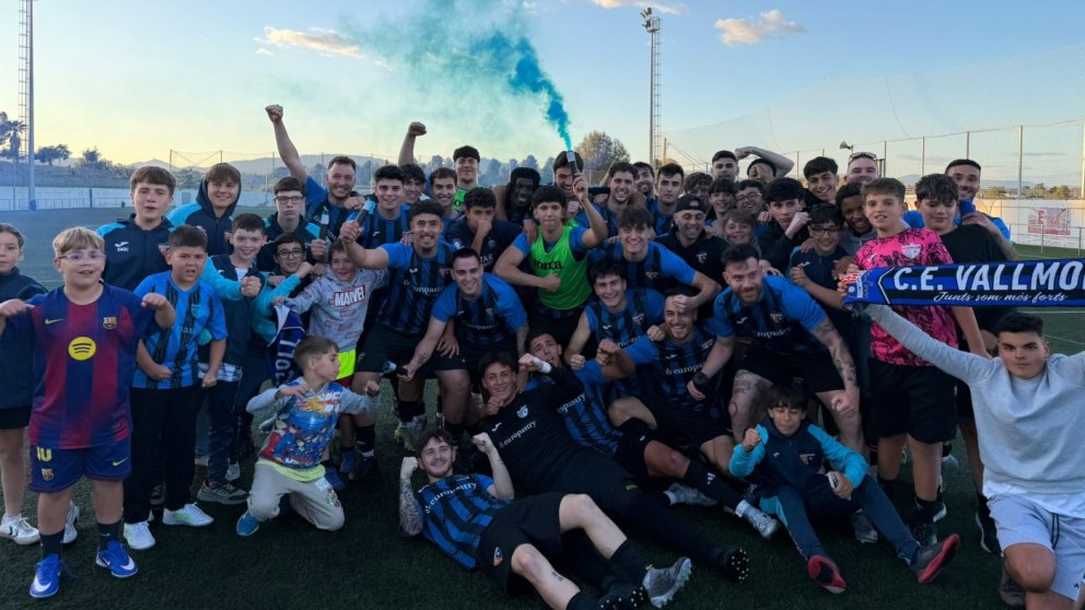 Històrica classificació del CD Vallmoll pel play-off d'ascens a Segona Catalana